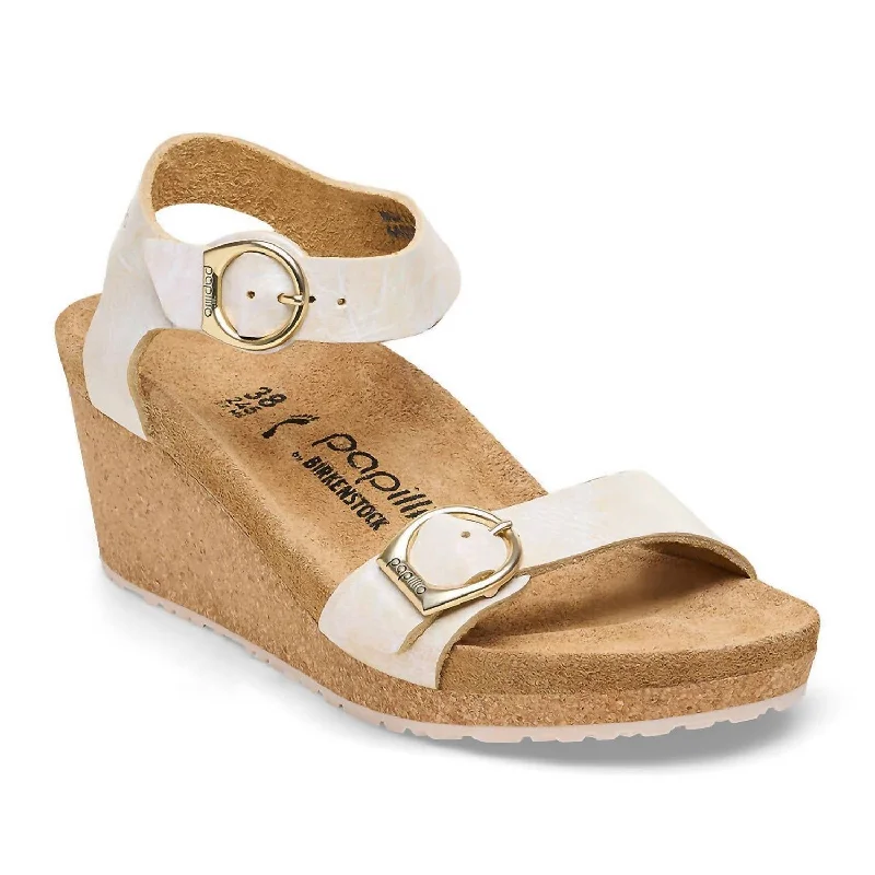 Women's Soley Nubuck Leather Sandal In Metallic Silver