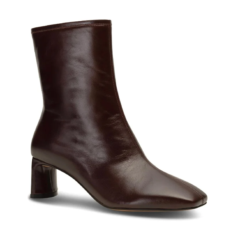 Women Arlo Heel Boot In Brown Leather