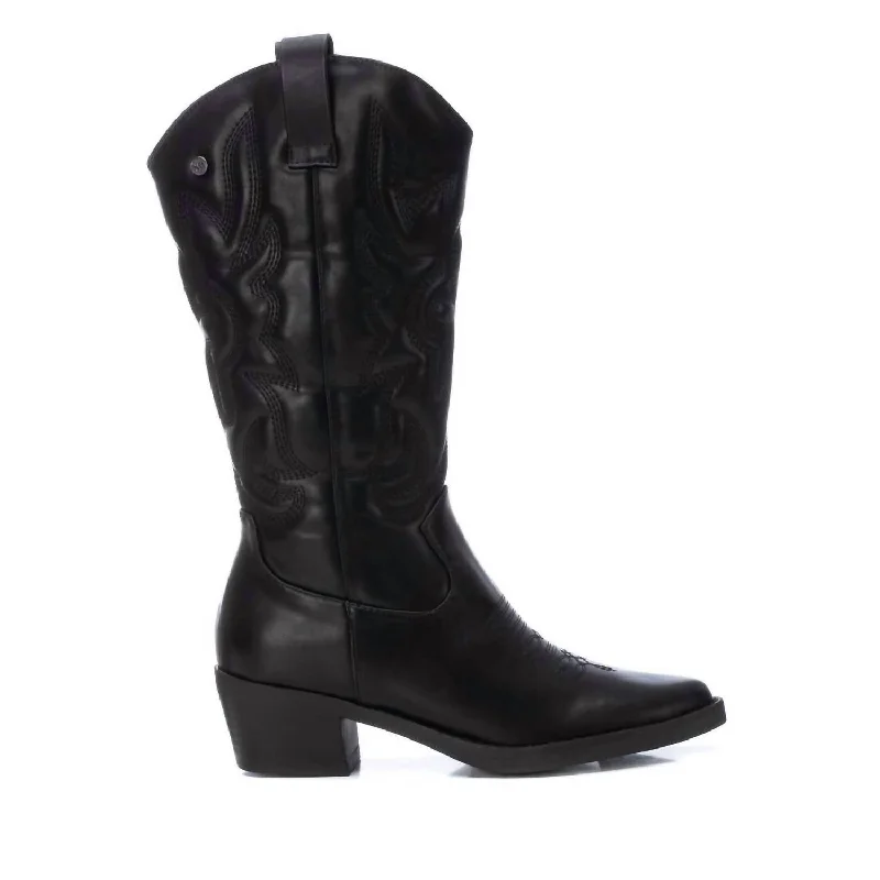 Women's Cowboy Boots In Black